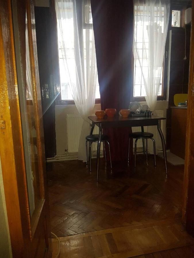 Гостевой дом Apartmnet on Machabeli 20 Тбилиси-13